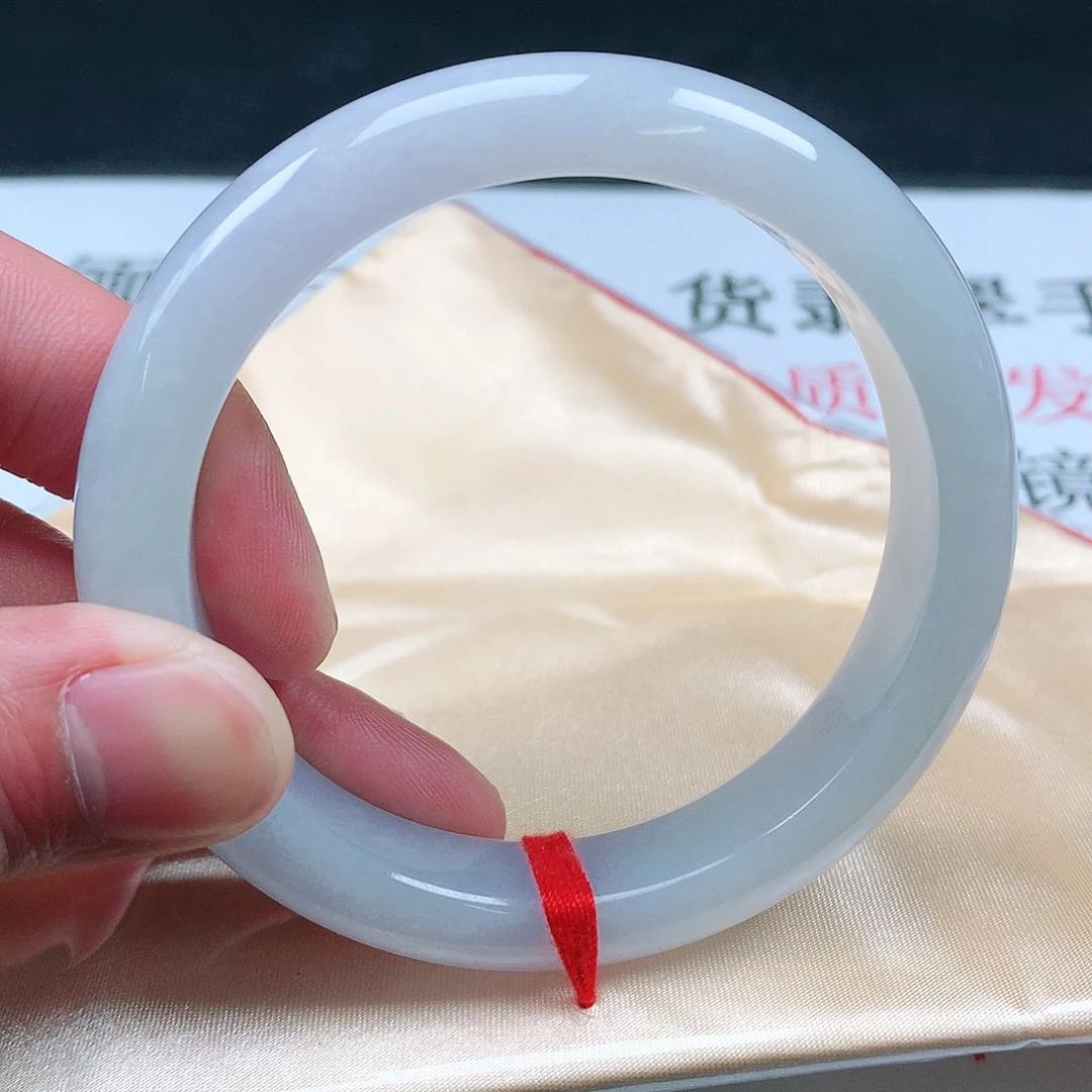 翡翠手镯未镶嵌圈57