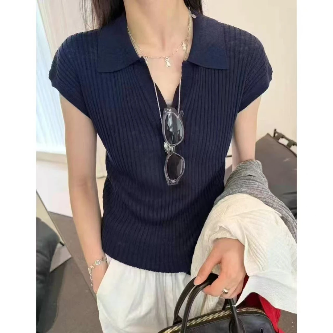 宋一一 设计感显瘦针织polo衫气质时尚夏季v领纯色翻领上衣