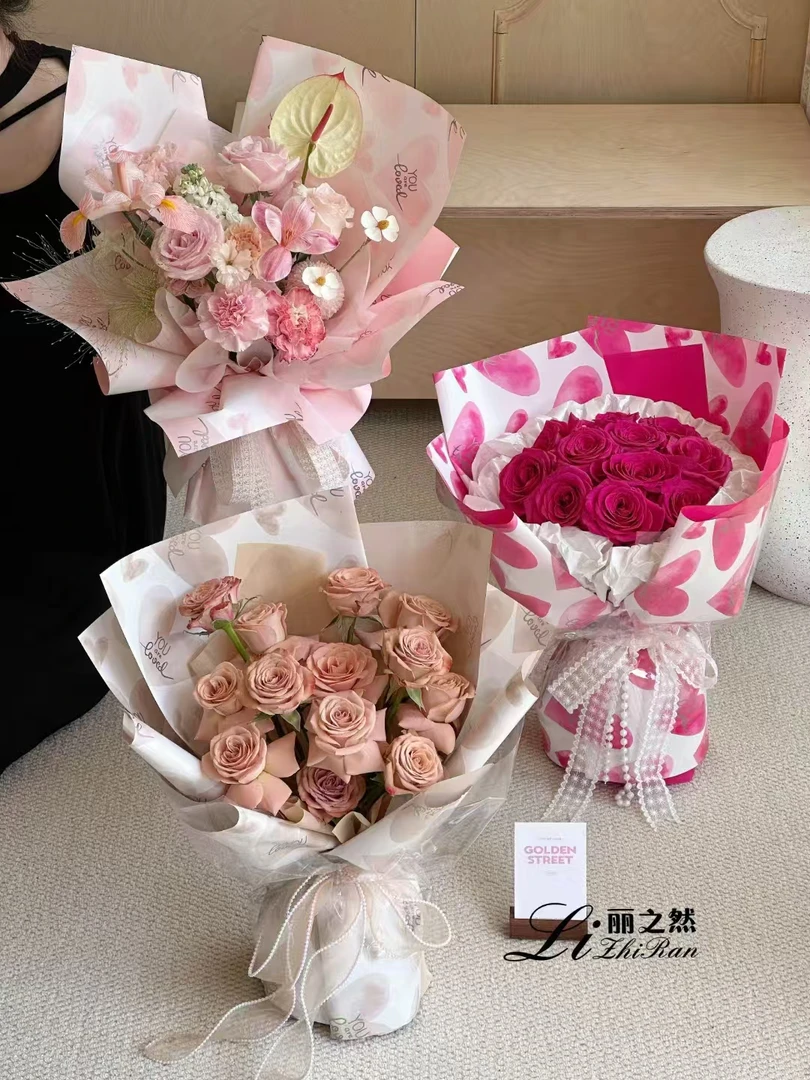 520新款 一见倾心包装纸 爱心加厚塑料膜材质花艺包装材料