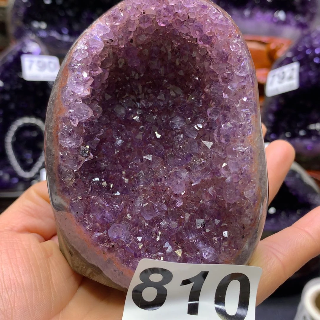 水晶摆件未镶嵌晶洞