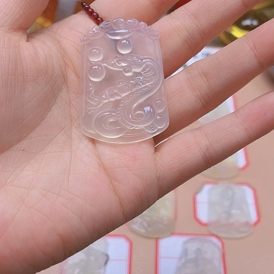 玛瑙/玉髓颈饰未镶嵌奕*奕