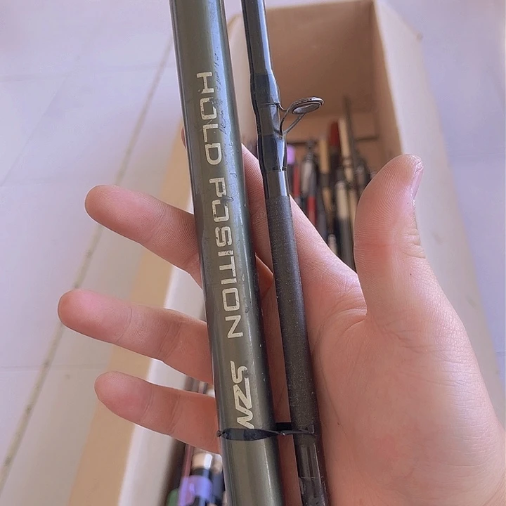 淡***切中古鱼竿 一物一拍 看好下单 带有微瑕