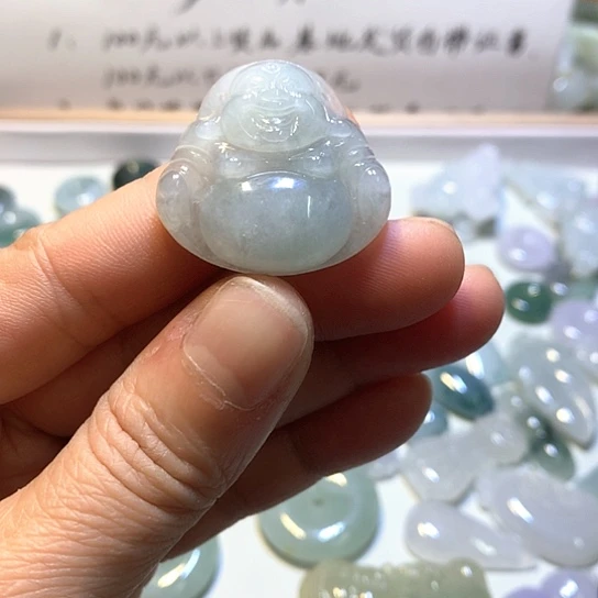 翡翠未镶嵌颈饰吊坠佛公