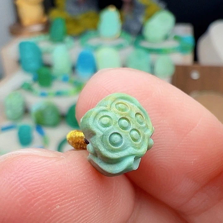 绿松石未镶嵌主播万珍