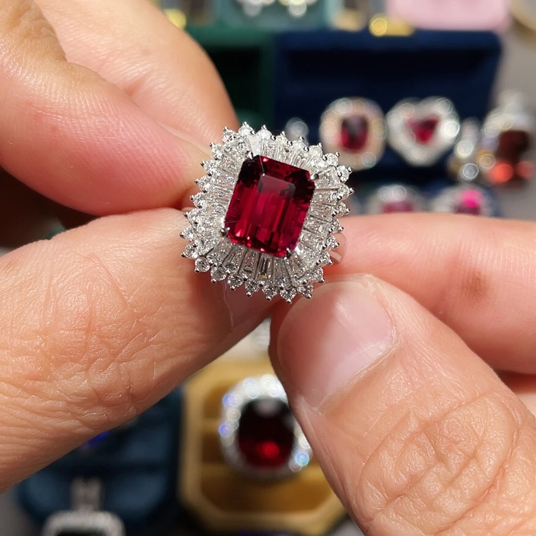 碧玺18K金镶嵌戒指3.88ct