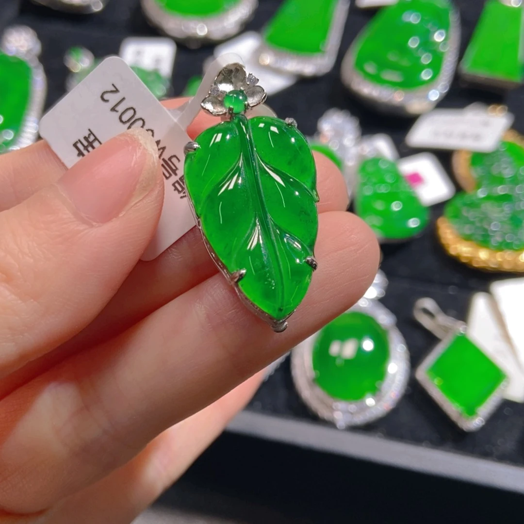 翡翠吊坠(不含链)银S925镶嵌