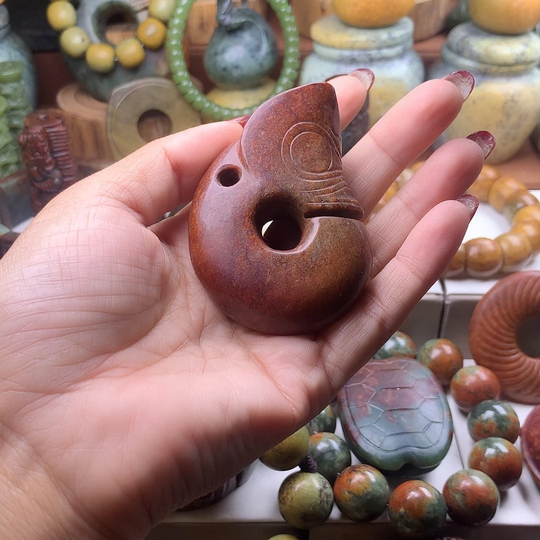 仲***尼岫岩河磨玉（透闪石质玉）未镶嵌把件