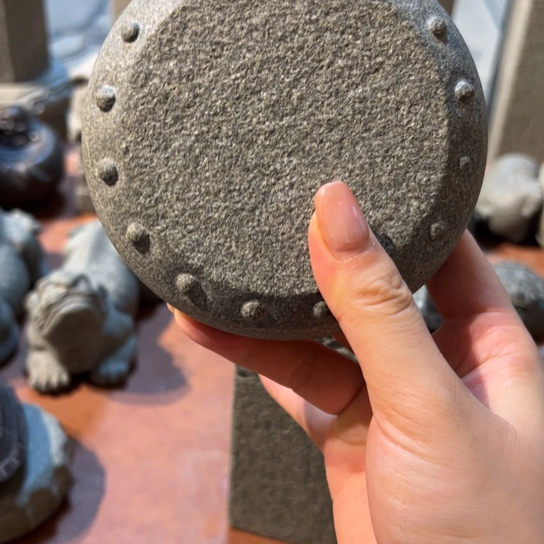 青石鼓钉小底座777