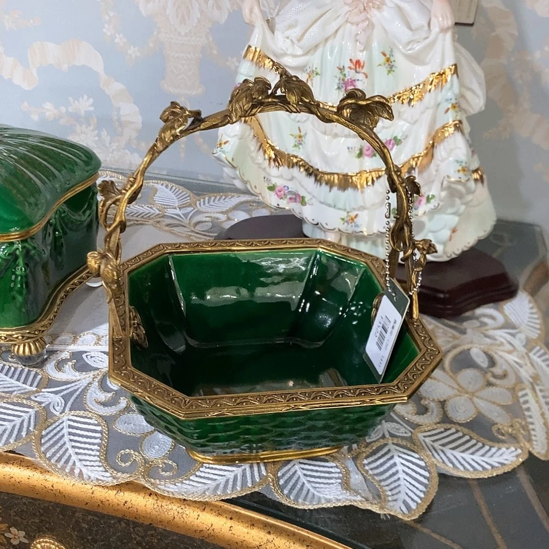 摆件F3522铜配瓷祖母绿提篮果篮收纳