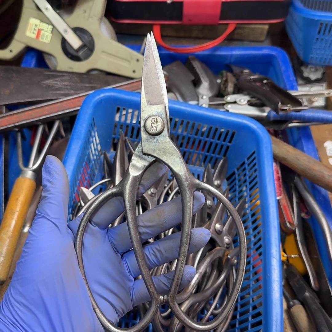 辛***鑫厚款五金工具制造工艺