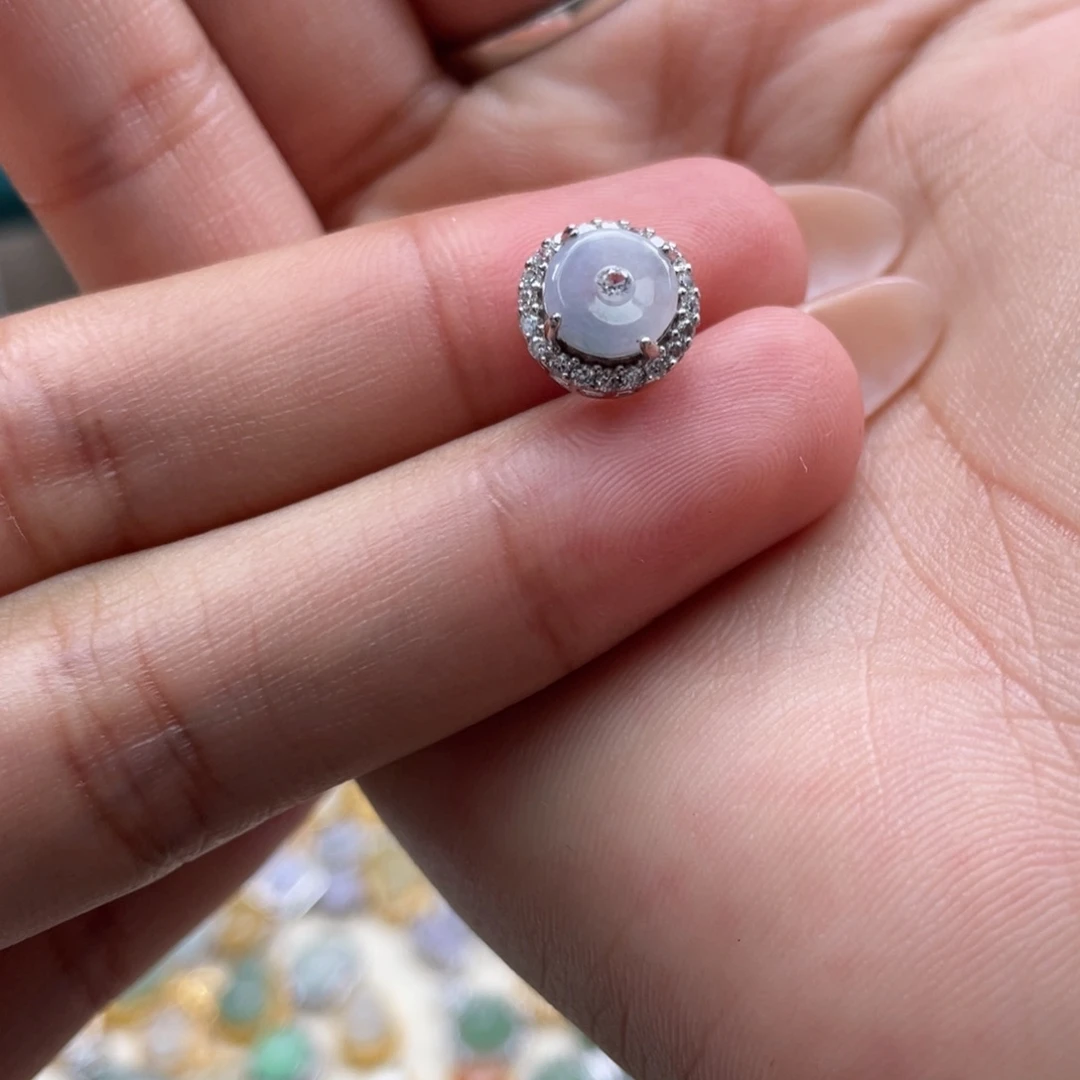 颈饰银S925镶嵌翡翠扣子路路通