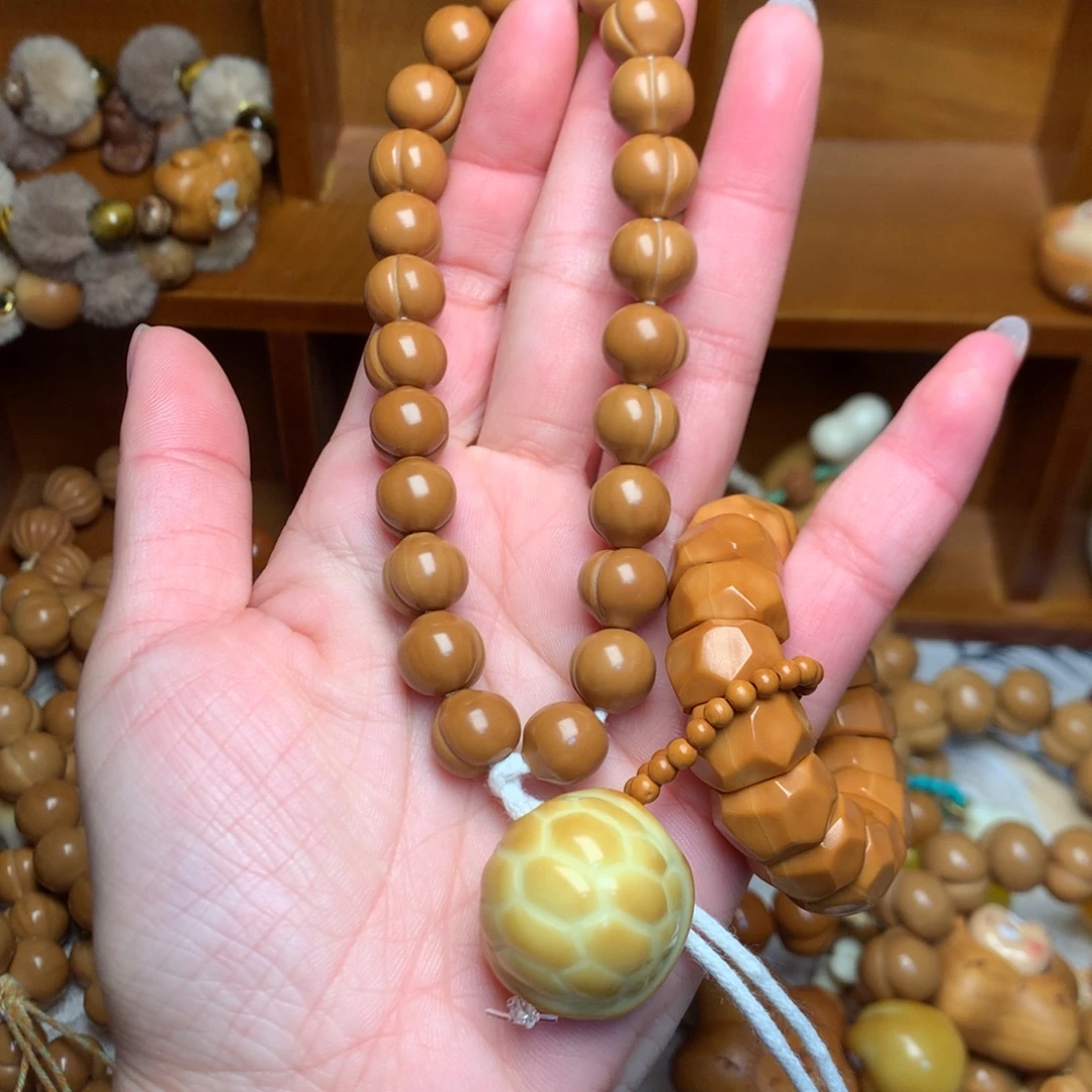 ****兔吊坠猴头核桃10屁桃手持富甲