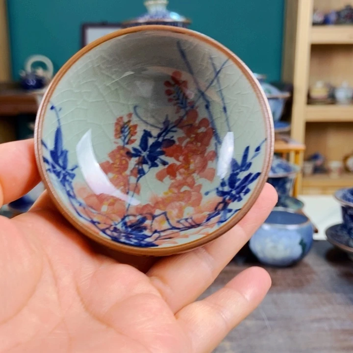 瓷片手工制作工艺精湛而