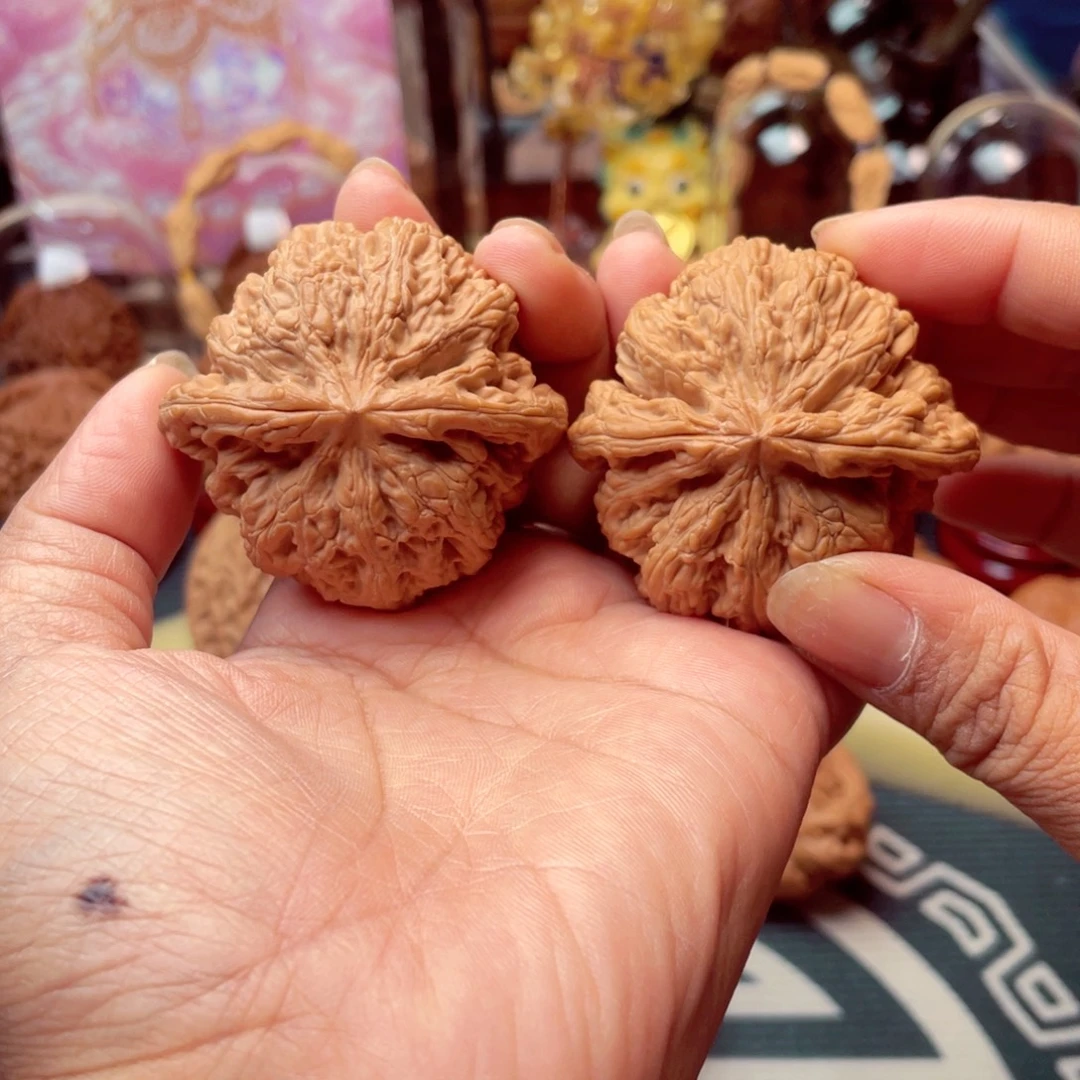 文玩核桃把件粗筋48