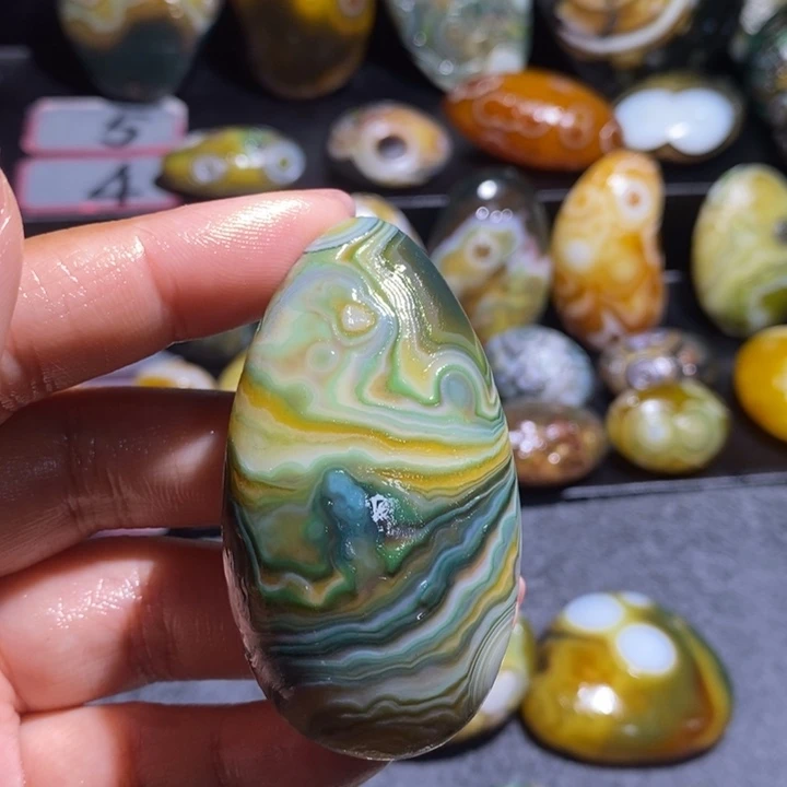 玛瑙/玉髓未镶嵌吊坠(不含链)108