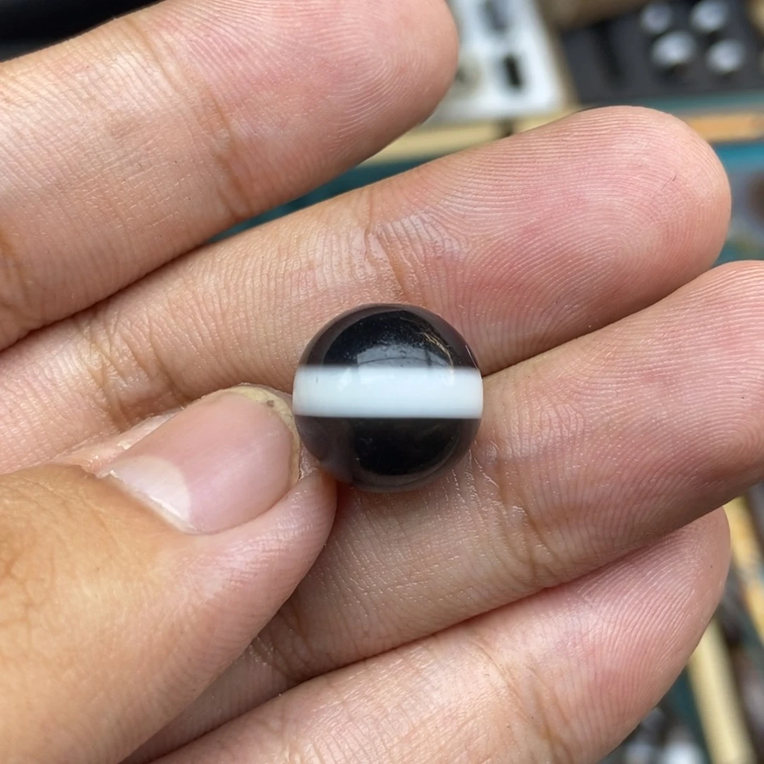合金颈饰玛瑙/玉髓峡**兰
