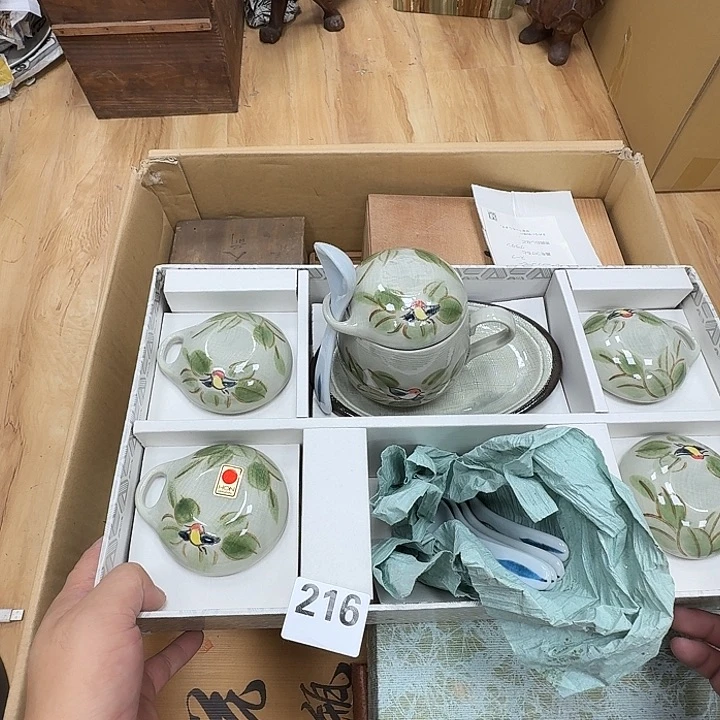 瓷片工艺品摆件瓷器摆件正能量