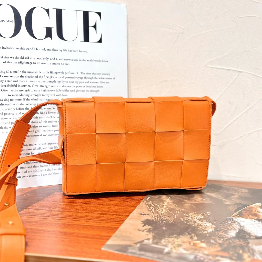 95新 BOTTEGA VENETA/葆蝶家 葆蝶家/单肩包/4673