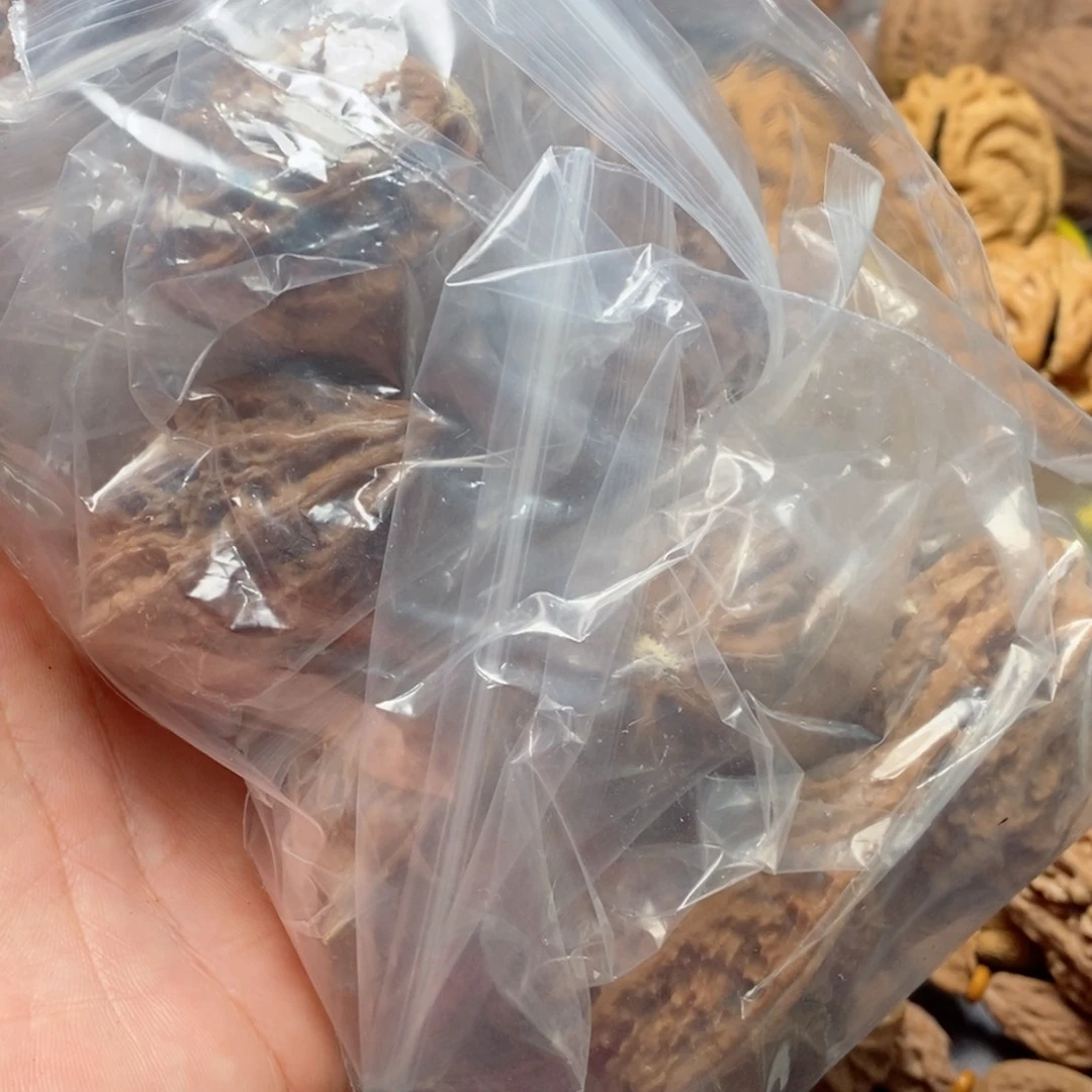 文玩核桃吊坠瑕疵66