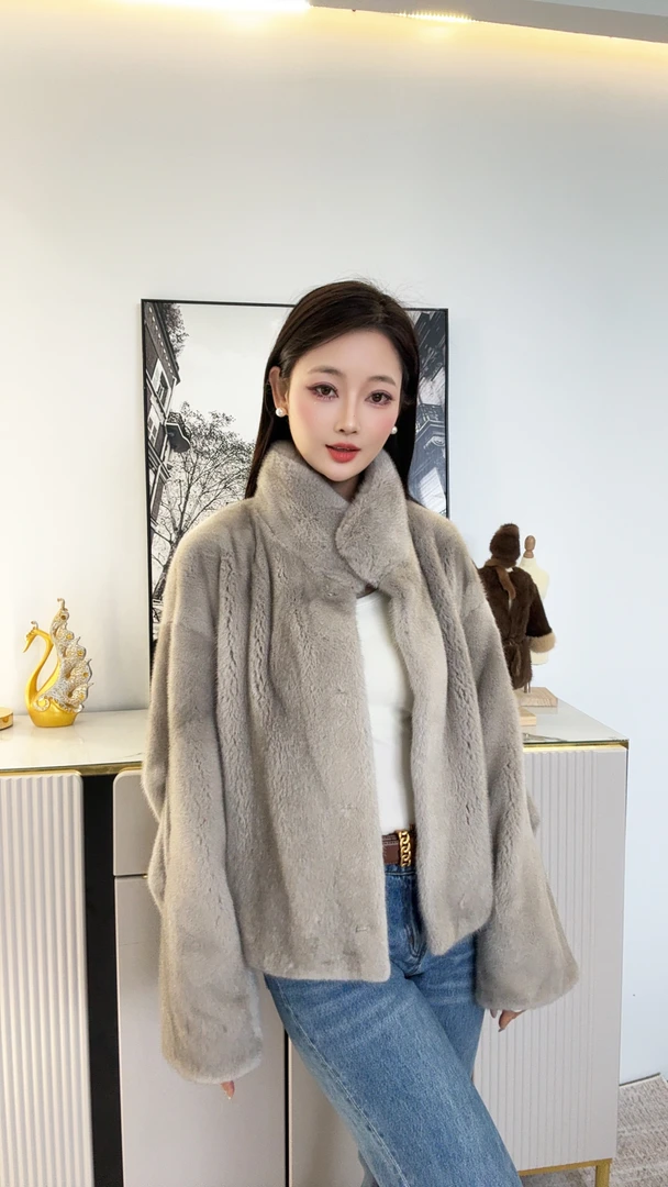 xizi/茜姊2025皇冠天鹅绒貂皮大衣女士短款外套 整貂新款短二母貂