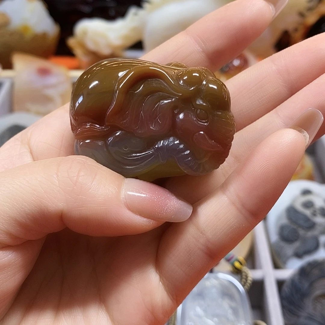 玛瑙/玉髓颈饰未镶嵌