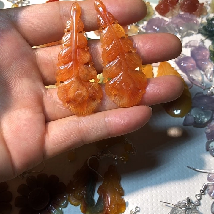 蛇纹石玉未镶嵌耳环无*