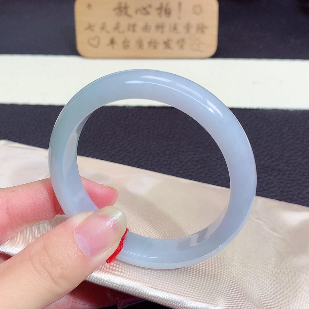翡翠未镶嵌手镯173