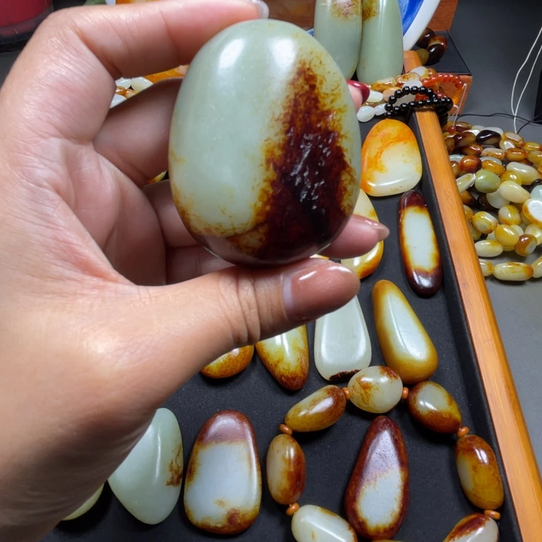 颈饰未镶嵌和田玉林**步