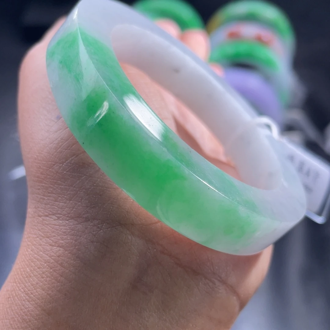 定制翡翠未镶嵌正圈