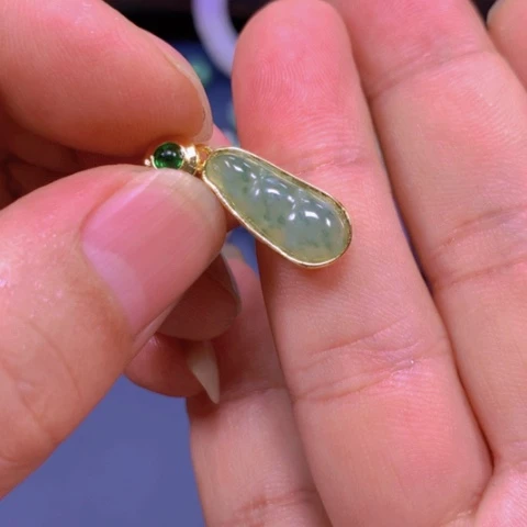 【闪购商品】翡翠颈饰未镶嵌翡翠