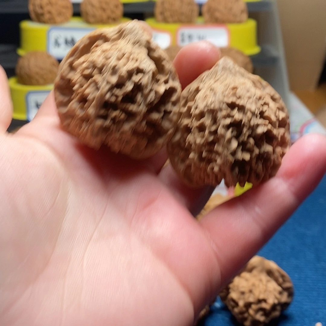 文玩核桃吊坠满天星