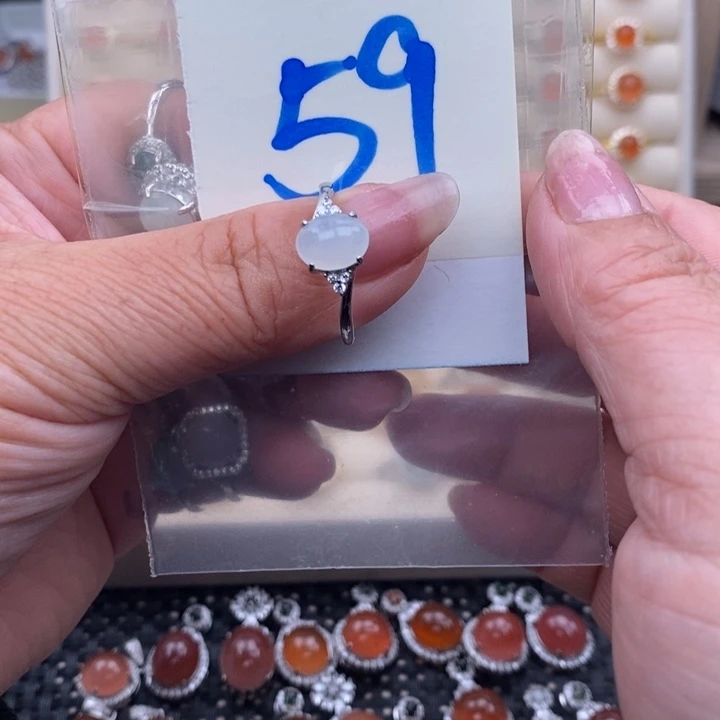 未镶嵌戒指翡翠缅甸