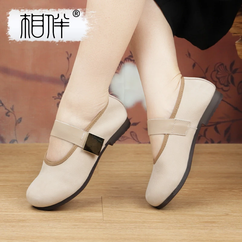 相伴复古手工真皮女士休闲鞋牛皮磨砂平底百搭中老年妈妈鞋53141