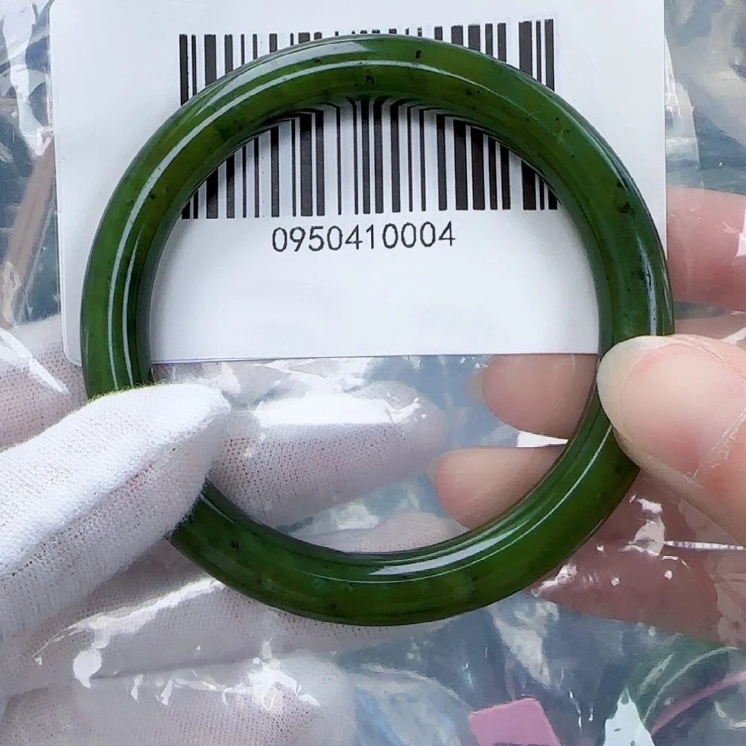 和田玉（碧玉）手镯未镶嵌57