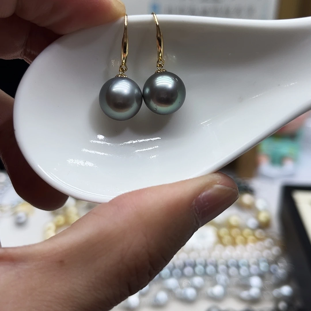 海水珍珠耳饰18K金镶嵌