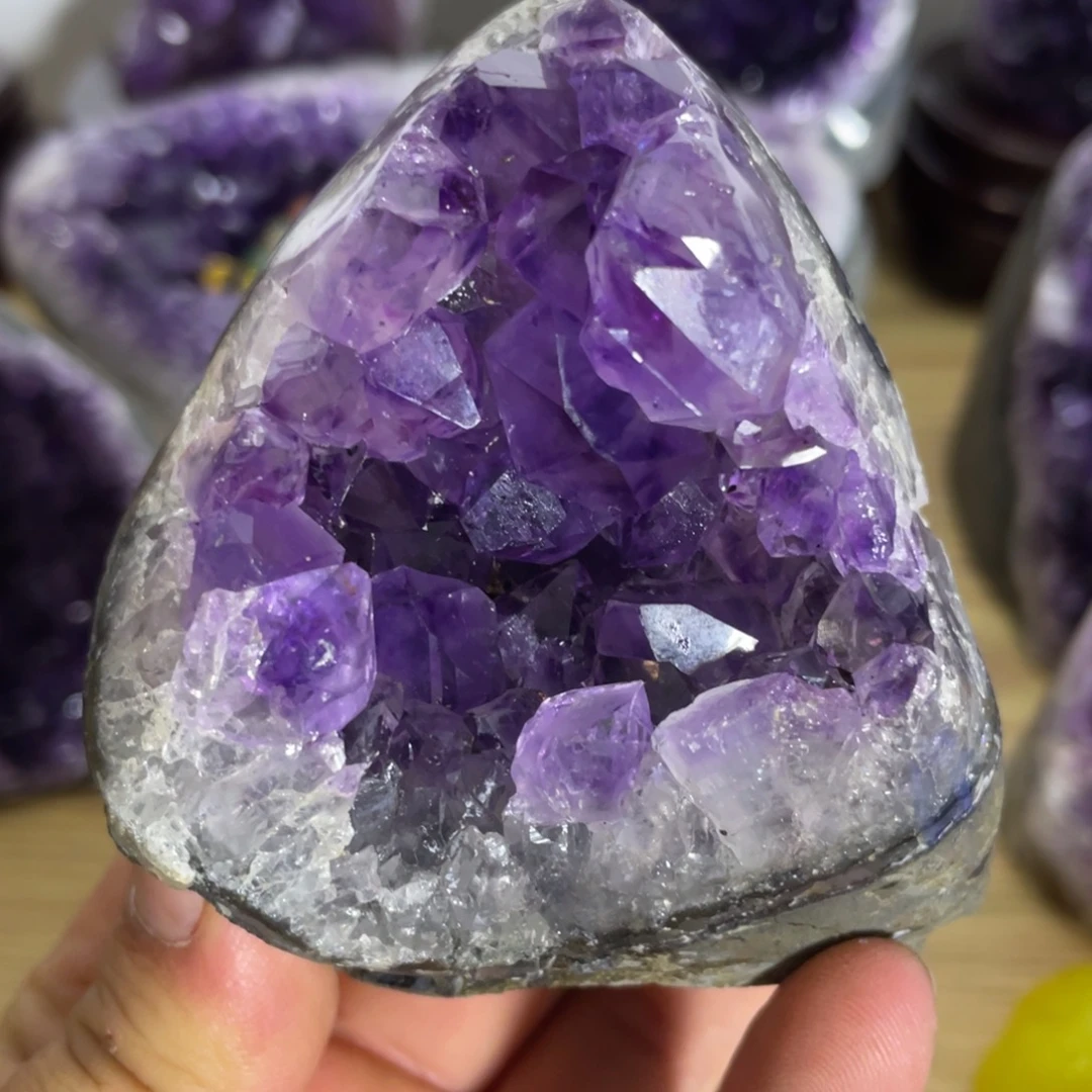 紫晶大型摆件（非配饰）未镶嵌