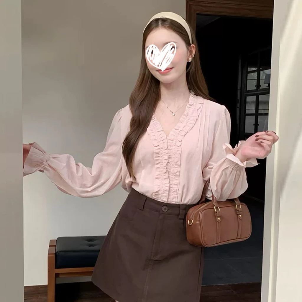 法式粉色木耳边v领衬衫长袖