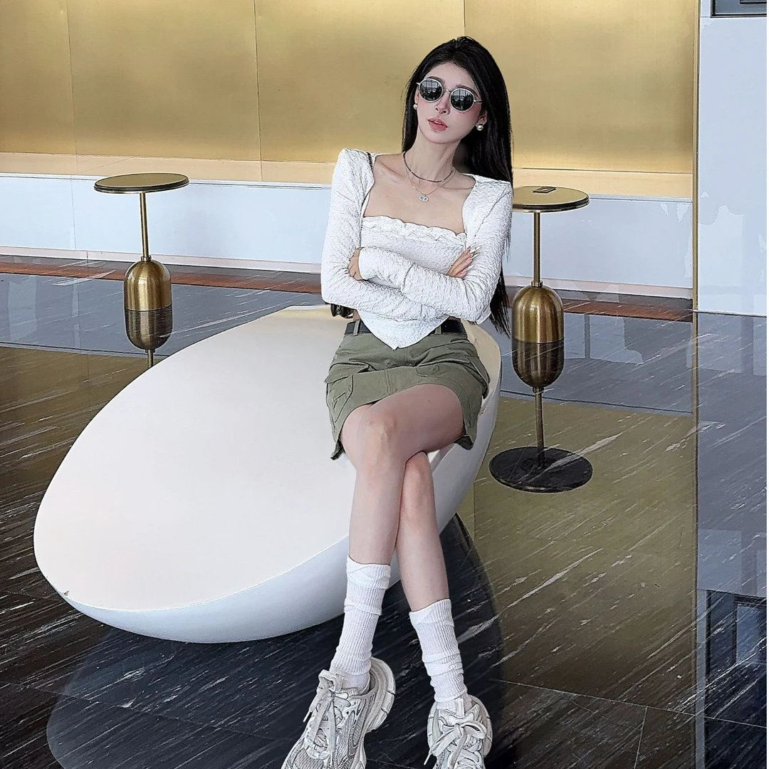 21DEGREES【初恋产物】白色压皱纯欲两件套军绿色裙裤