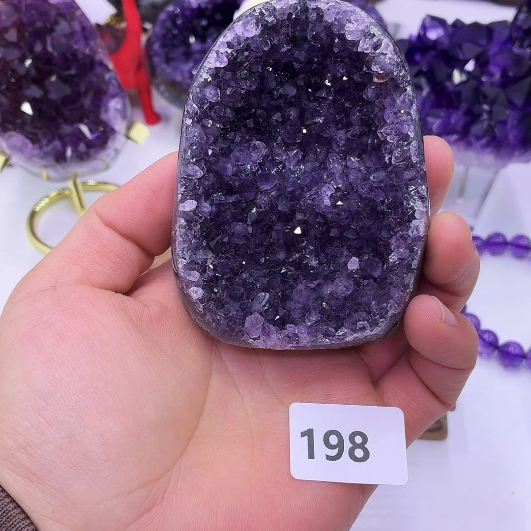 未镶嵌大型摆件（非配饰）水晶