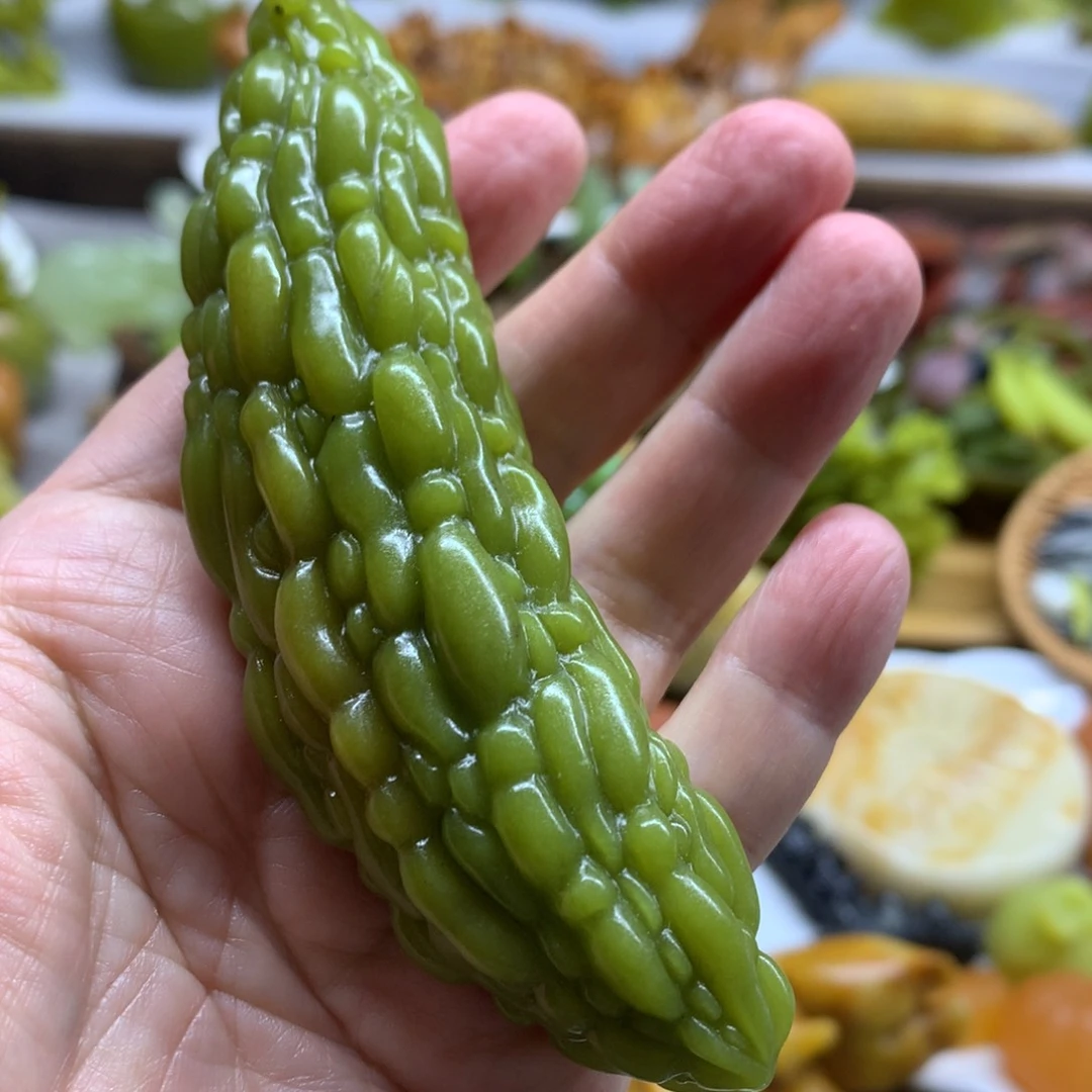 未镶嵌蛇纹石玉摆件