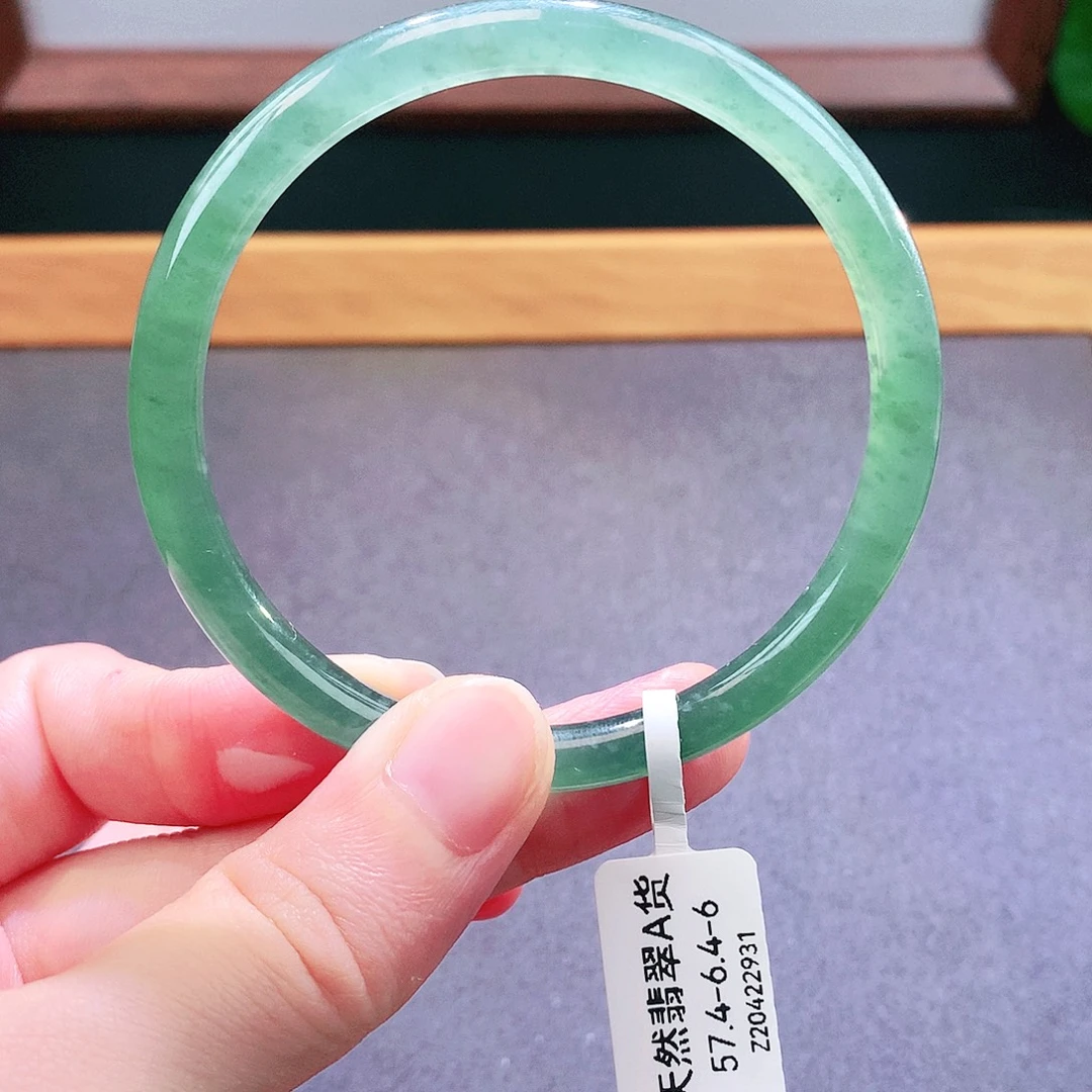 未镶嵌手镯翡翠天然翡翠