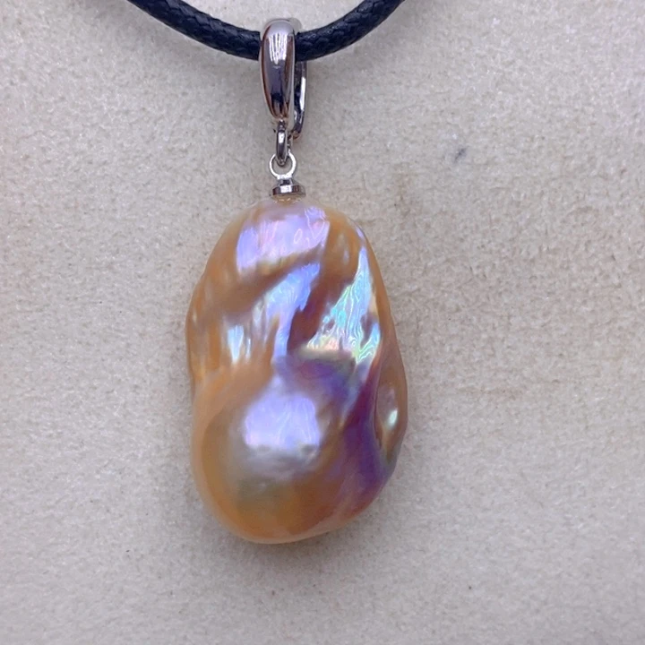 颈饰未镶嵌淡水珍珠