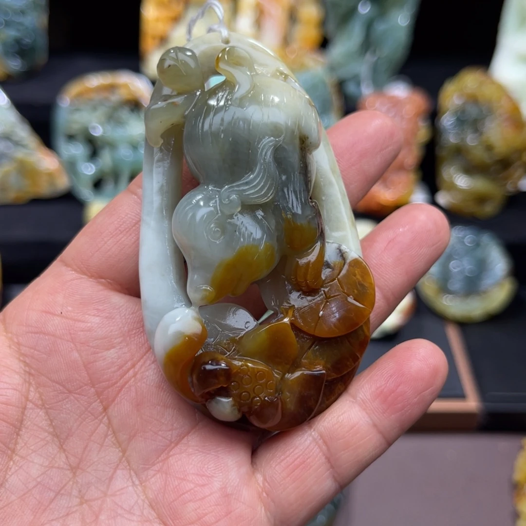 蛇纹石玉未镶嵌吊坠(赠链)