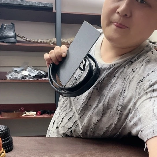 猪八革（猪皮）诚*111111111