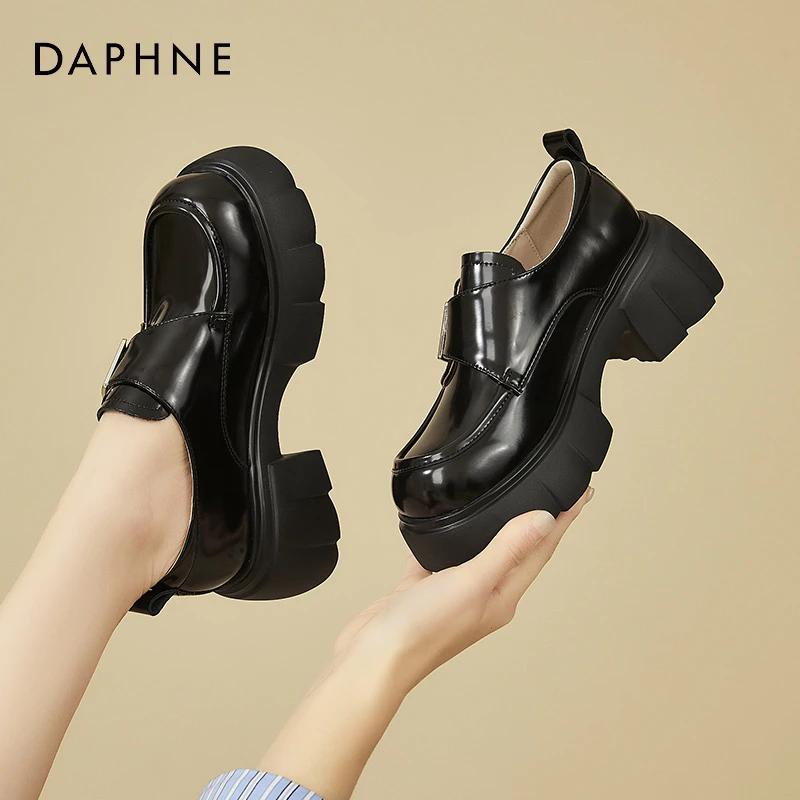 达芙妮女鞋复古乐福鞋2025春新款英伦风圆头增高小皮鞋女防滑单鞋