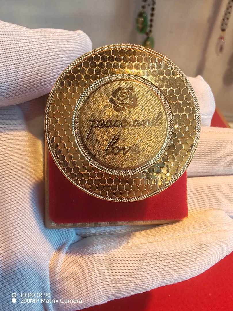 合金戒指 قاپلىمائالتۇن ئۈزۈك ئالتۇن 0.40گىرام كۆمۈش7.27گىرام