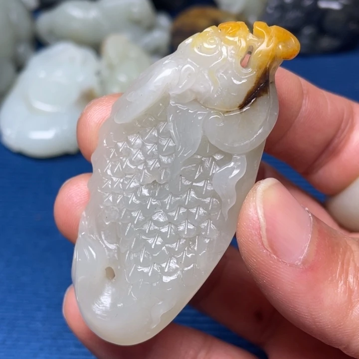 颈饰未镶嵌和田玉