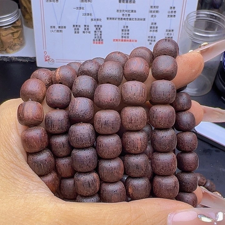 藤类富**泽降真香缅甸东枝料绿油软糖结1.0.108颗320