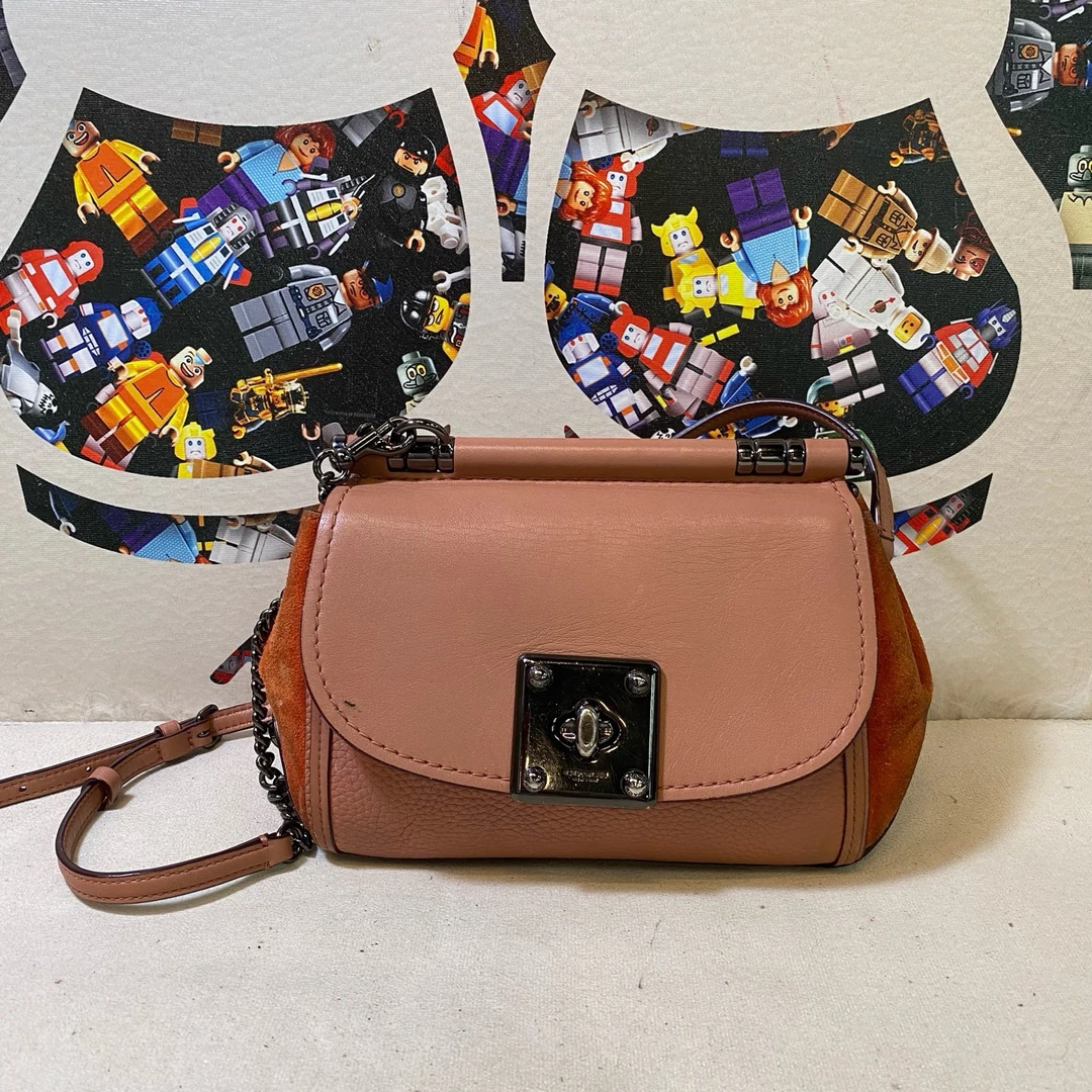 90新 COACH/蔻驰 21130斜挎包