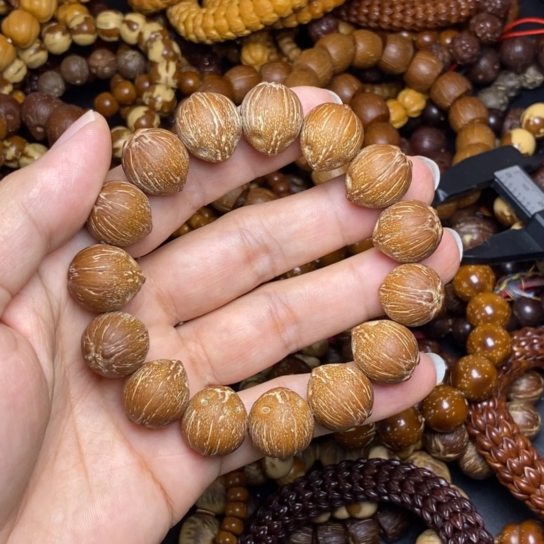 大***怪紫金鼠吊坠紫金鼠原皮16尺寸